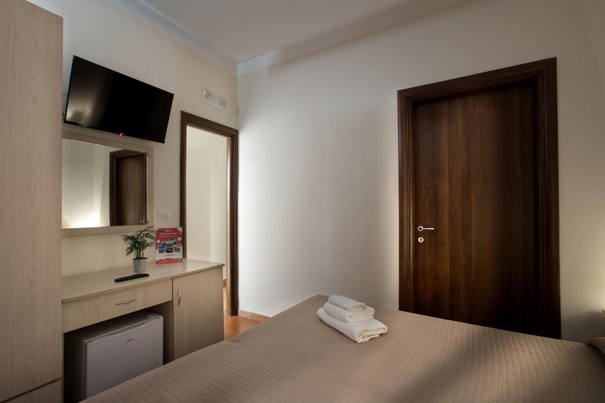 Diamond Hotel 3*